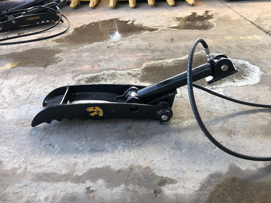 Dễ dàng lắp đặt máy đào thùng ngón tay cái HARDOX450/500 cho công trình xây dựng